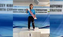 Olca Albayrak’tan yüzmede KKTC rekoru!