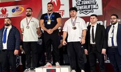 Powerlifting’te KKTC’ye şampiyonluk geldi
