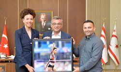 Erhürman atletizm heyetiyle buluştu hedefler konuşuldu