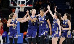 Fenerbahçe Opet namağlup şampiyon