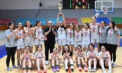 Damdelen Petrol U16 Kızlar Ligi’nde şampiyon Levent