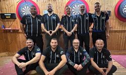Deniz Plaza darts liginde şampiyon oldu