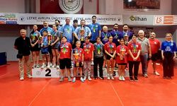 Masa tenisinde kupanın sahipleri LAÜ ve GAÜ
