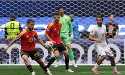 Belçika-İran maçında kırmızı kart var, gol yok