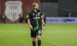 Kramponlarını astı, futbol kariyerine nokta koydu