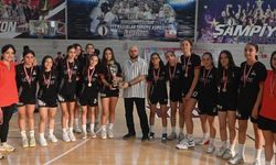 U14 Kızlar Ligi’nde şampiyon Levent Spor