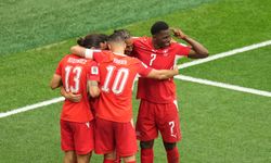 Vancouver'da kazanan İsviçre, gülen Kanada oldu