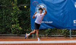 Aren Baybars Tsitsipas engelini set vermeden aştı