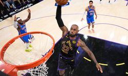 LeBron James, Lakers'a veda edip Philadelphia'yı seçti