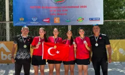 Nehir ve Zarif'li Türkiye'den AirBadminton'da şampiyonluk
