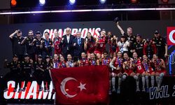 Türkiye VNL kupasını kaldırdı, Vargas MVP oldu