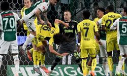 Fenerbahçe'nin Lyon kafilesi belli oldu! Dört isim yok