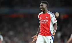 Arsenal, Aston Villa deplasmanında Saka ile güldü