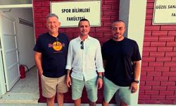 YDÜ'de futbolun geleceği teknoloji ve analizle ele alındı