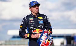 Singapur’da Verstappen zirvede! Hamilton ikinci, Leclerc üçüncü