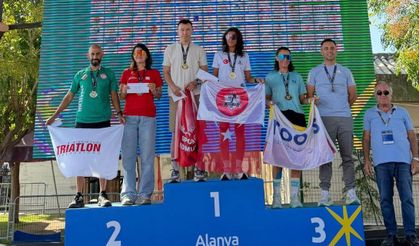 Kıbrıs Türk triatletlerden Alanya’da kürsü başarısı