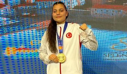 Sedef Nergiz Dünya Şampiyonu!