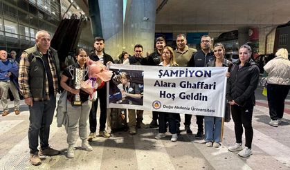 Bilardo Milli Takım kafilesine coşkulu karşılama