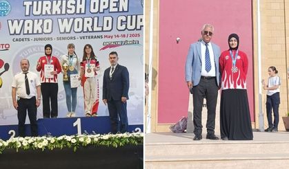 Emine Öksüz Kick boks dünya ikincisi