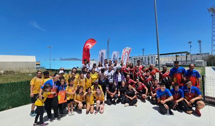 Oklar gençler için atıldı