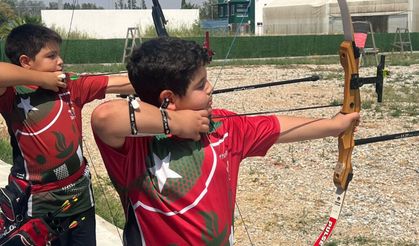 Oklar zirve için atıldı