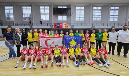 Hentbol U 17 takımlarımız, Kosova’da