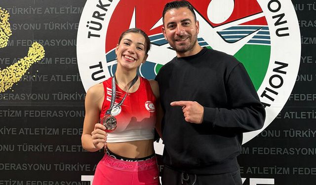 Ecem Nehir Çelik’ten İstanbul’da Gümüş Madalya