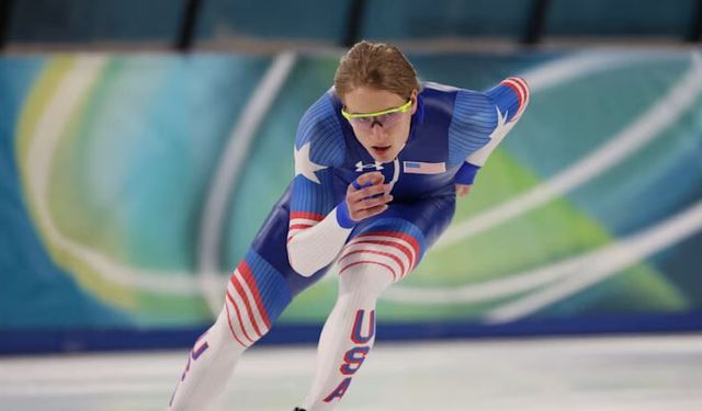 Jordan Stolz'dan olimpiyat rekoru!