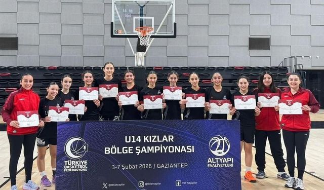Levent Spor U14’te yenilgisiz şampiyon