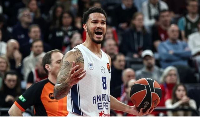 Anadolu Efes son saniyede kazandı!