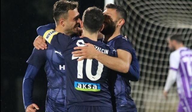 Doğan Türk Birliği evinde rahat kazandı!