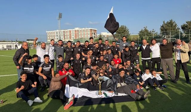 Karaoğlanoğlu 17 yıl sonra Birinci Lig’e yükseldi