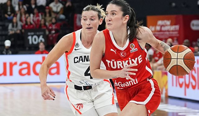 Potanın perileri Kanada'yı devirdi!