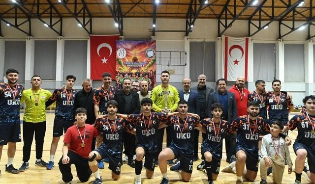 UKÜ’den KTSYD Kupası’nda duble zaferi