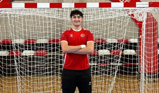 Atahan Akçam Türkiye U-18 Milli Takımı'nda