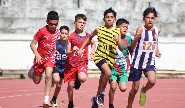 Küçük atletler finaller için yarıştı