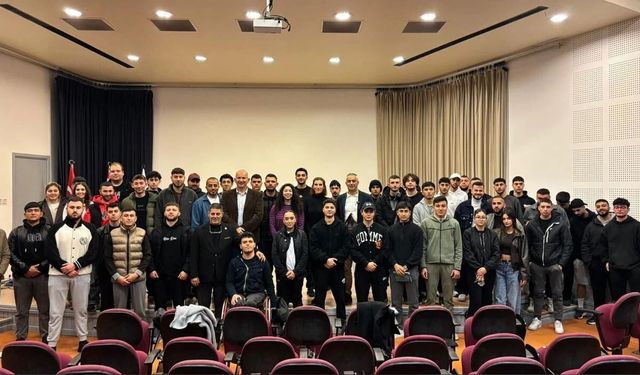 MOK Başkanı Kamalı öğrencilerle buluştu vizyon anlattı