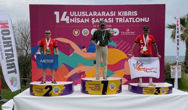 Nisan Şakası Triatlonu’nda Şampiyon Mahdi Alizadeh