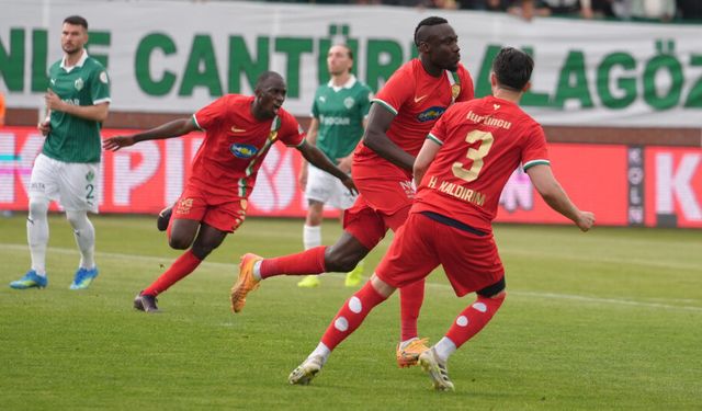 Amedspor Tarih Yazdı! Süper Lig’e Yükseldi