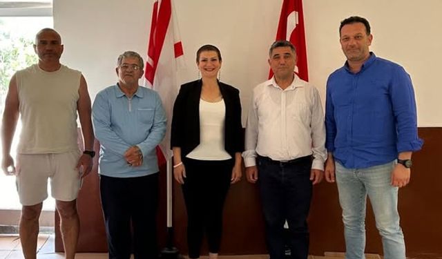Güreşseverler Derneği’nde güven tazeledi!