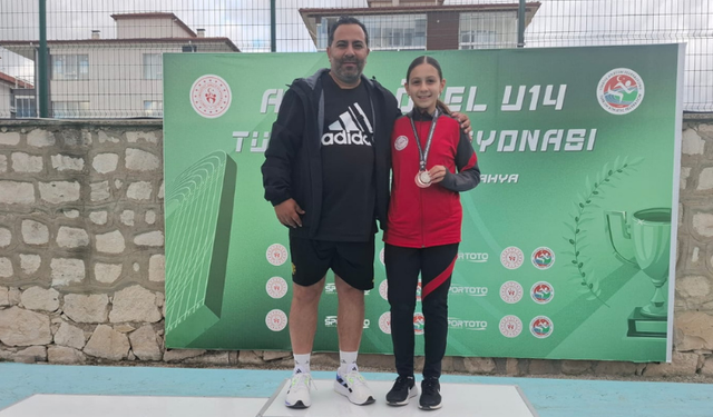 Elif Akgün’den Türkiye Şampiyonası’nda gümüş madalya