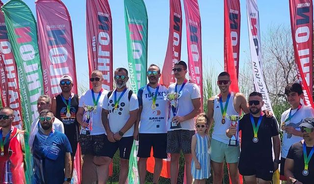İskele'de sezonun ilk olimpik triatlonu tamamlandı