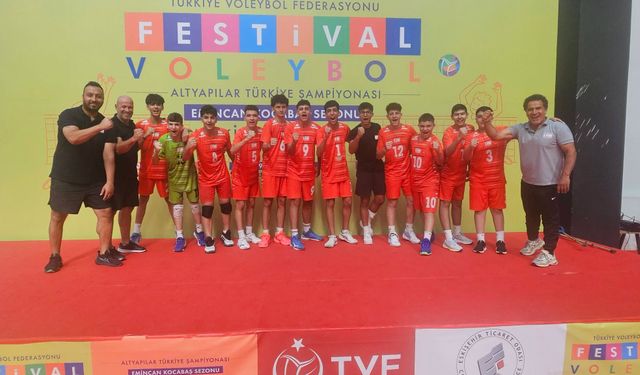 U15 Milliler Türkiye'de ilk 8'e kalarak gururlandırdı