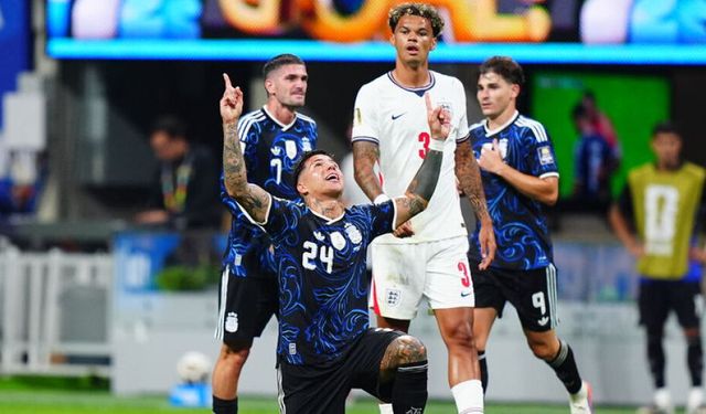 Arjantin, İngiltere'yi geçti! Finalin dili İspanyolca