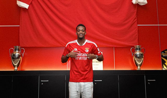 Benfica, Jhon Duran transferini resmen duyurdu