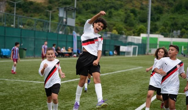U12 Milli Takımı Trabzon'da fırtına gibi başladı!