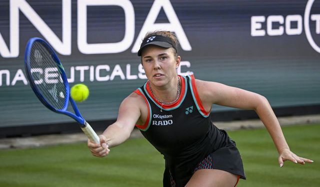 Wimbledon'da Çek zaferi! Şampiyon Linda Noskova oldu