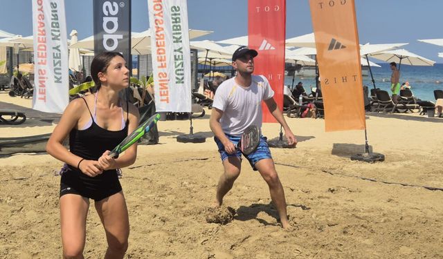 Cahit Kasapoğlu Anı Plaj Tenisi Turnuvası tamamlandı