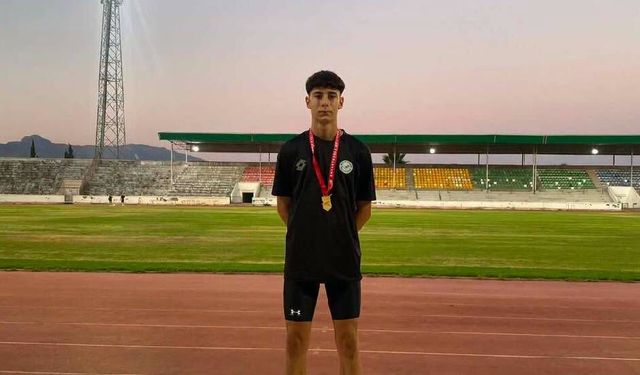 Teyon Alex Yiğit, 800 metrede KKTC şampiyonu oldu