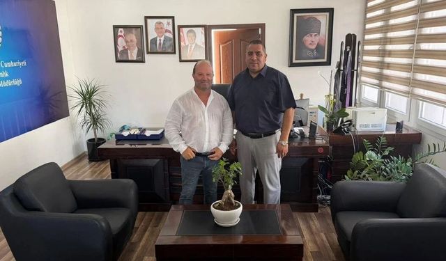 Küçük Kaymaklı'nın antrenman sahası zemini yenileniyor